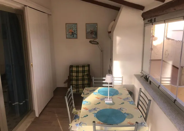 公寓 Monolocale A Di Gallura 雷纳马约勒